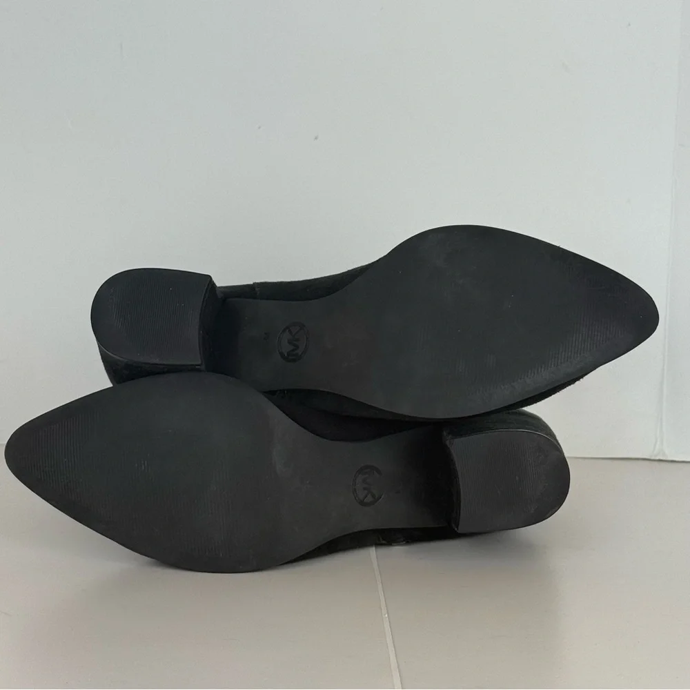 MICHAEL Michael Kors Ankle Bootie 9.5 Black Suede Side Zipper 2.5” Heel